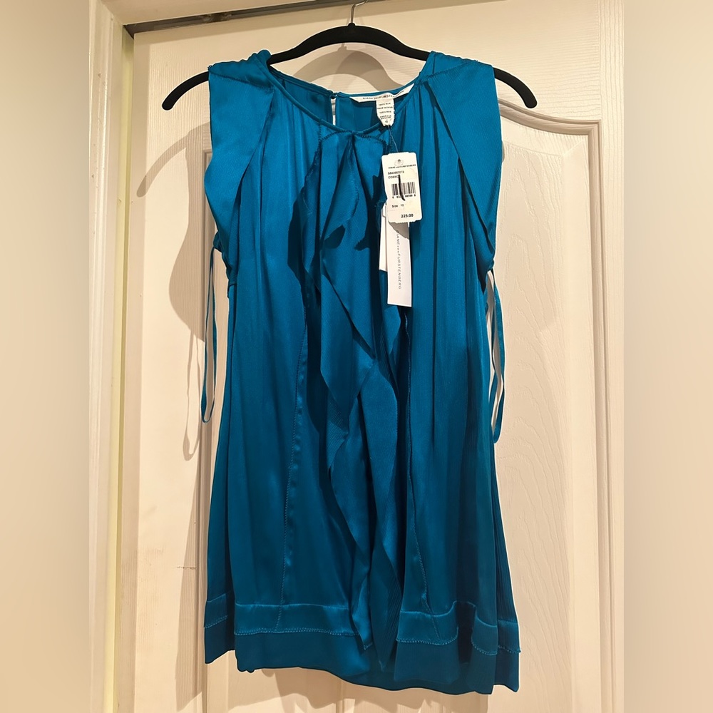 Clearance! NWT Diane Von Furstenberg sz 10 blue blouse